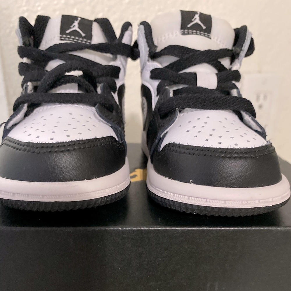 Jordan 1 Mid (TD)